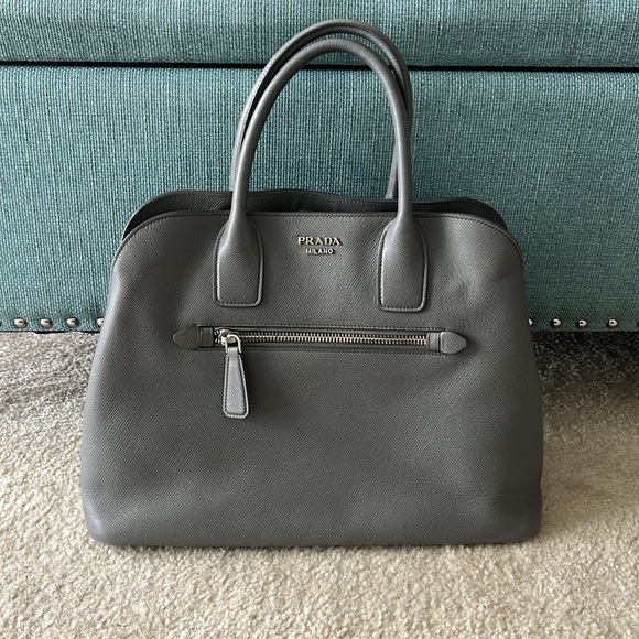 Prada Saffiano Tote - Picture 3 of 12